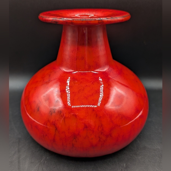 Vintage Italy Bright Red & Black Ceramic Vase, 7 In - Picture 4 of 13